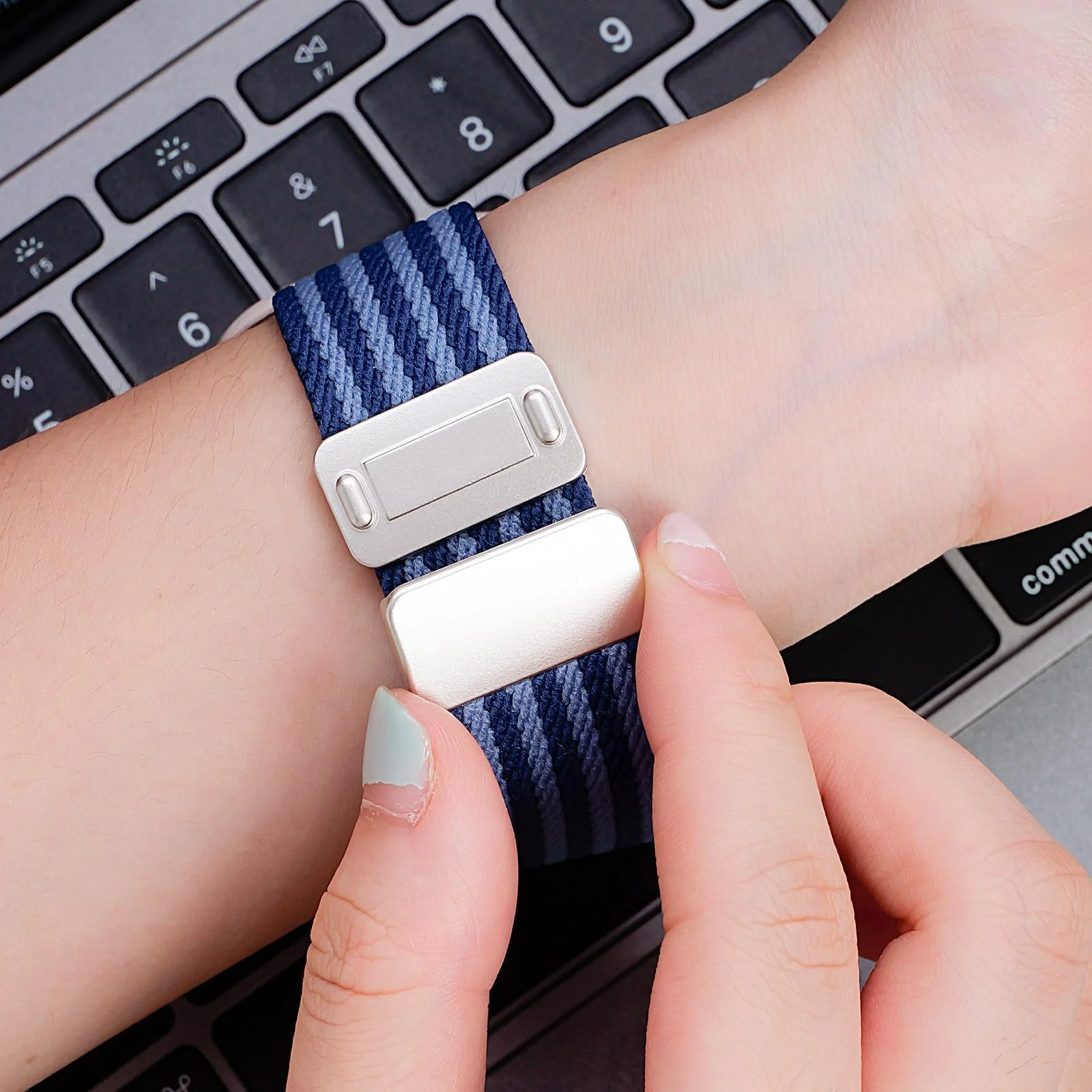 DL3 Mobilak 22mm Magnetic Band for Redmi Watch 5 Active/5 Lite/Samsung Galaxy Watch 3 45mm/Watch 46mm/Gear S3/Huawei watch GT6 GT5 46MM/GT2E/GT6 Pro/GT 5 Pro/Amazfit GTR 4/3, Stretchy Braided Nylon Sport Strap - Blue Striped