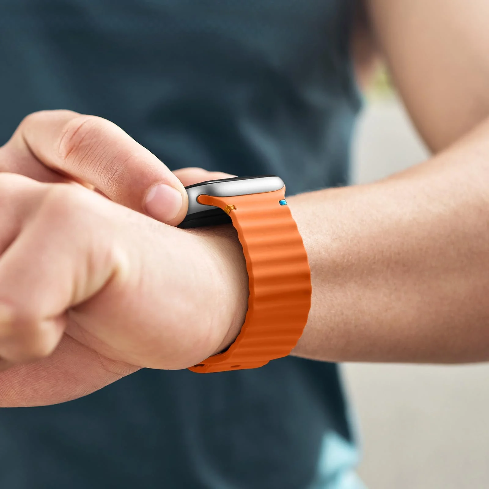 DL3 Mobilak Silicone Wave Stitching Wristband for Huawei Watch Fit 3/Watch Fit 4 Pro/Fit 4 Strap, Watchbands Breathable Sport Bands Armband Quick Release Strap Adjustable Bracelet - Orange
