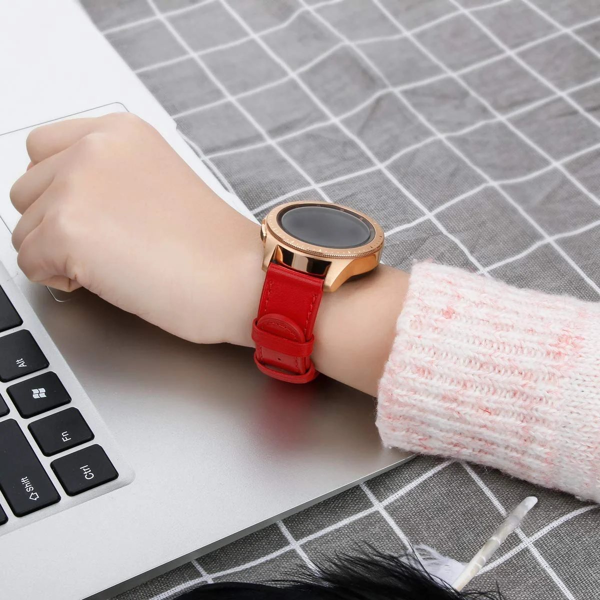 DL3 Mobilak Leather Band 20MM Strap For Samsung Gear Sport/Watch 4/Watch 5/5 Pro /S2 classic/active 2 40mm 44mm/Amazfit GTS 3/ GTS 4/4 Mini/Bip 3/Pro/GTS 2 mini/GTS 2e/Bip U/UPro - Red