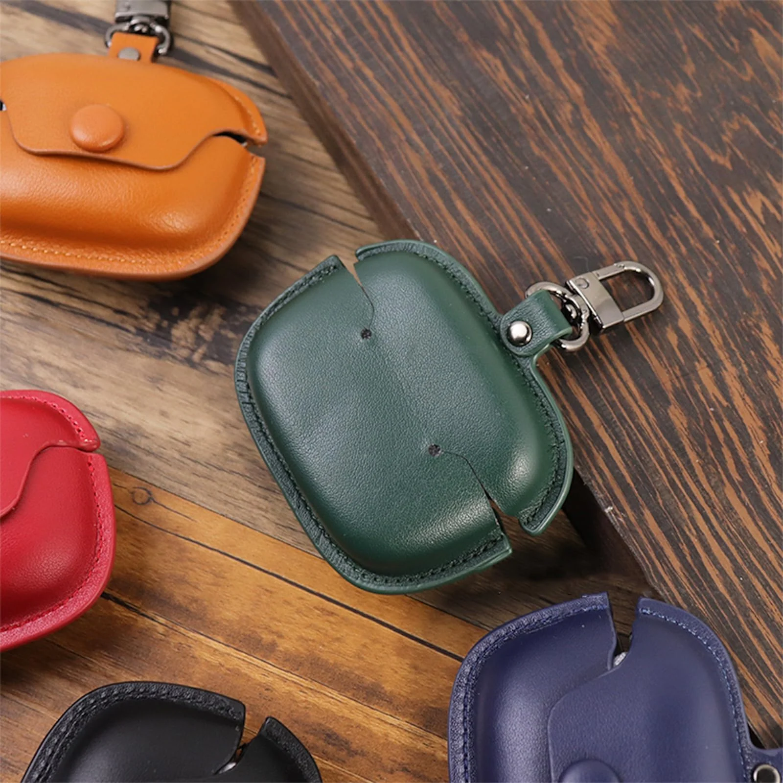 DL3 Mobilak Compatible with Oraimo FreePods 3C Case, Leather Protective Case with Keychain, Anti-drop Shock-absorbing Full Protective Cover, Cute Cool Earphone Cover for Oraimo Freebuds 3C - Green