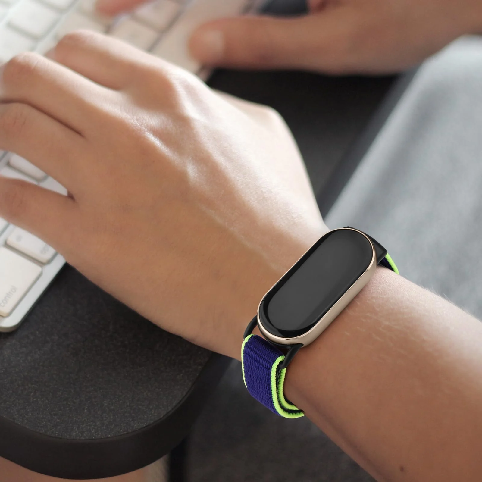 DL3 Mobilak Nylon Sport Band Compatible with Xiaomi Mi Band 10/9/8 for Women Men, Soft Adjustable Breathable Sport Loop Watch Strap Replacement Wristband for Xiaomi Smart Band 8/9/10 - Lime