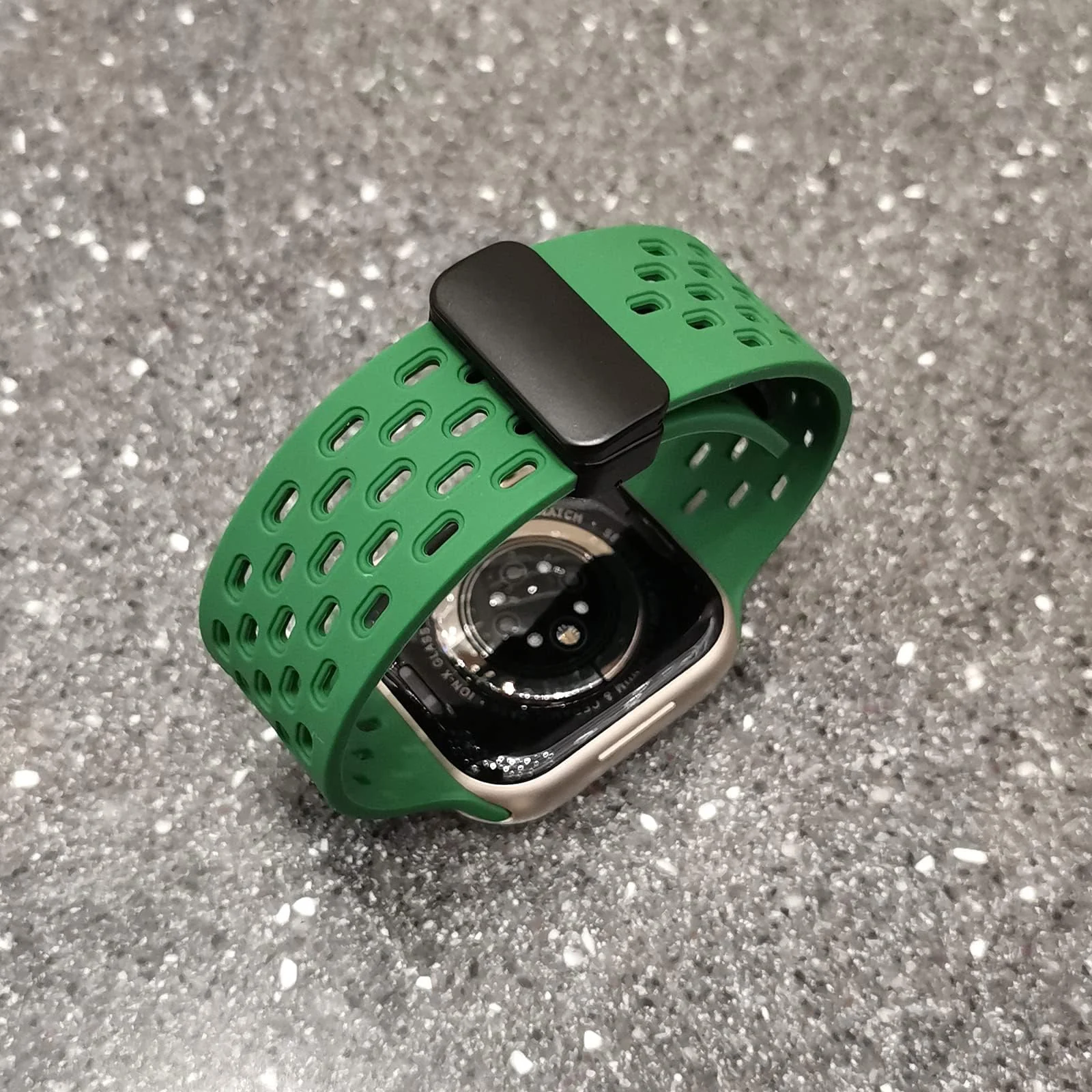 DL3 Mobilak Magnetic Bands for Apple Watch Band 49mm 46mm 45mm 44mm 42mm, Soft Silicone Magnetic Buckle Breathable Sport Watch Strap for iWatch Ultra2 Ultra SE SE2 Series 10 9 8 7 6 5 4 3 2 1 - Green
