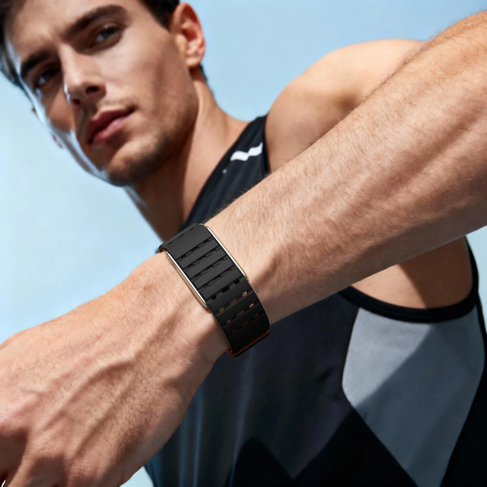 DL3 MOBILAK Adjustable Silicone Sports Watch Strap for Whoop 5.0 - Black/Orange