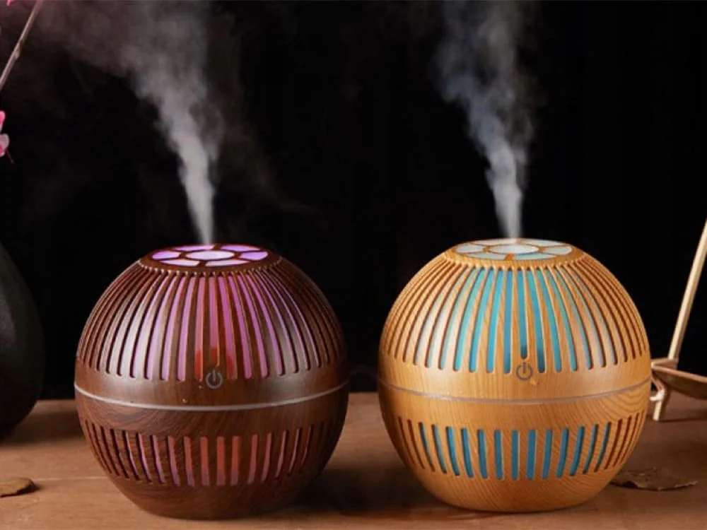 Mobigon Wood Cool Mist Ultrasonic Humidifier for Room Moisture, Aroma Diffuser for Home, 400ml Essential Oil Diffuser with 7 Colorful Night Light, Auto Shut-Off, Home, Office - A.Light Woody