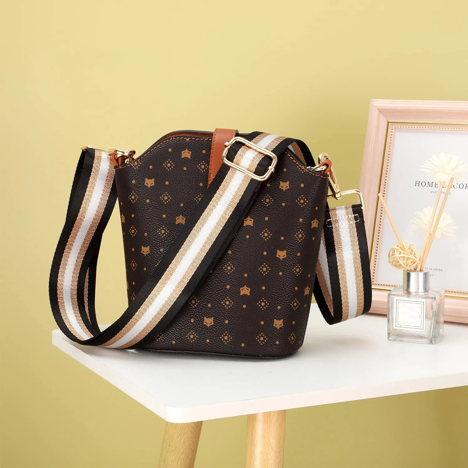 DL3 Mobilak Adjustable Wide Crossbody Bag Strap for Women, Replacement Shoulder Strap for Handbags, Totes & Purses with Elegant Embroidered Pattern and Metal Hooks - Black/Gold/White