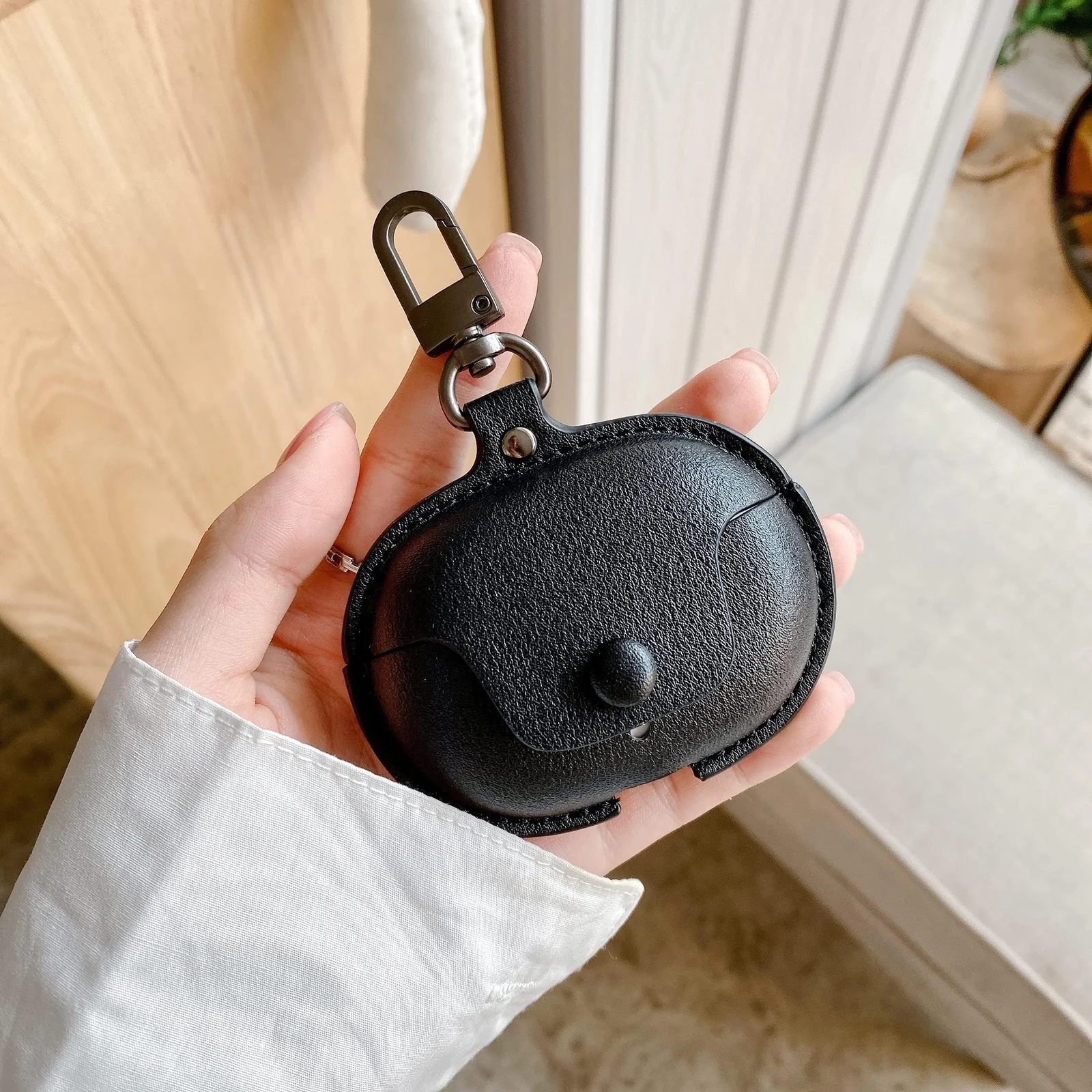 DL3 Mobilak Compatible with Oraimo FreePods 3C Case, Leather Protective Case with Keychain, Anti-drop Shock-absorbing Full Protective Cover, Cute Cool Earphone Cover for Oraimo Freebuds 3C - Black
