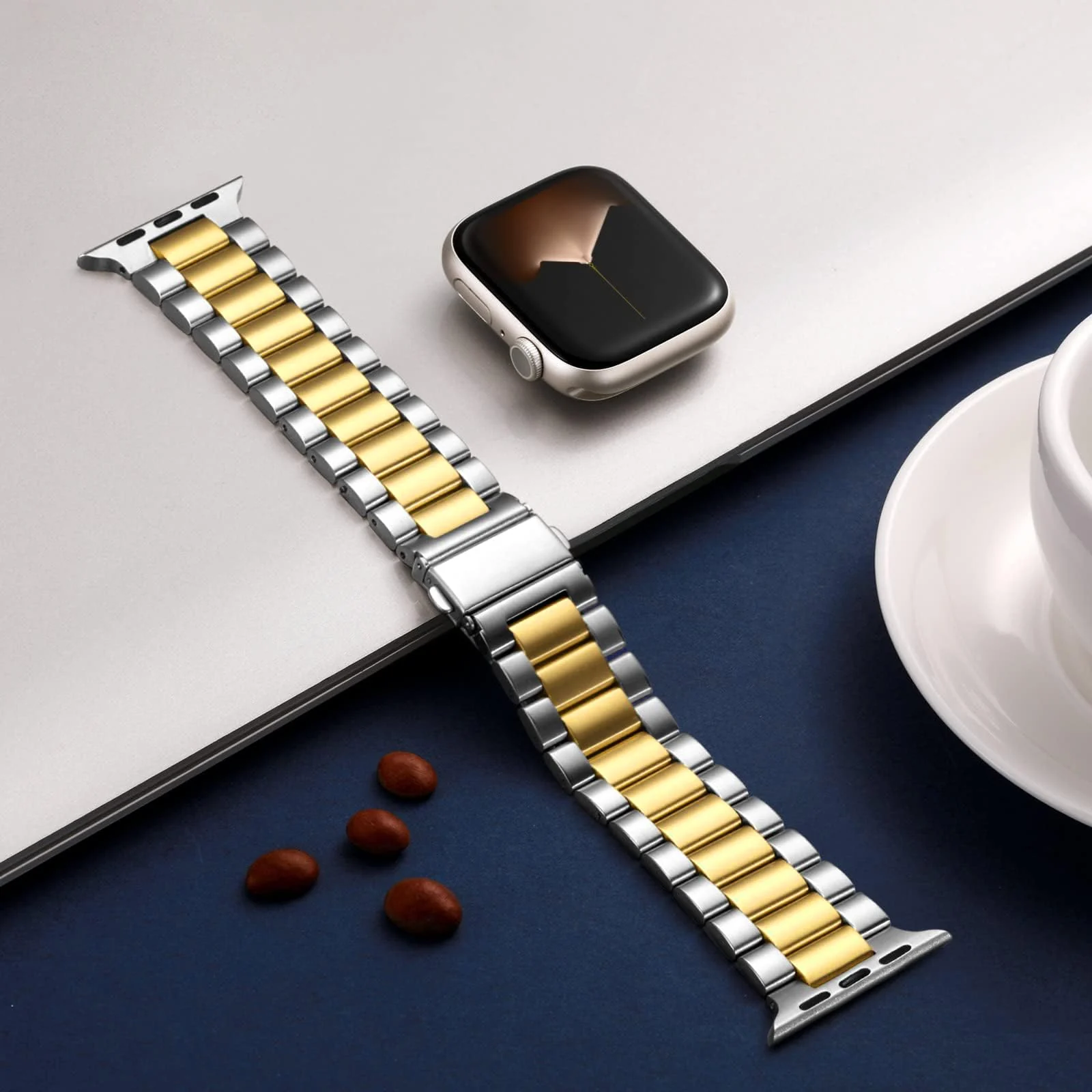 DL3 Mobilak Stainless Steel Band with Case Compatible with Apple Watch Band Series 9/8/7 45mm, Men Woman Business Metal Strap with Protective Bumper Cover for iWatch Series 7/8/9 45mm - Silver Gold