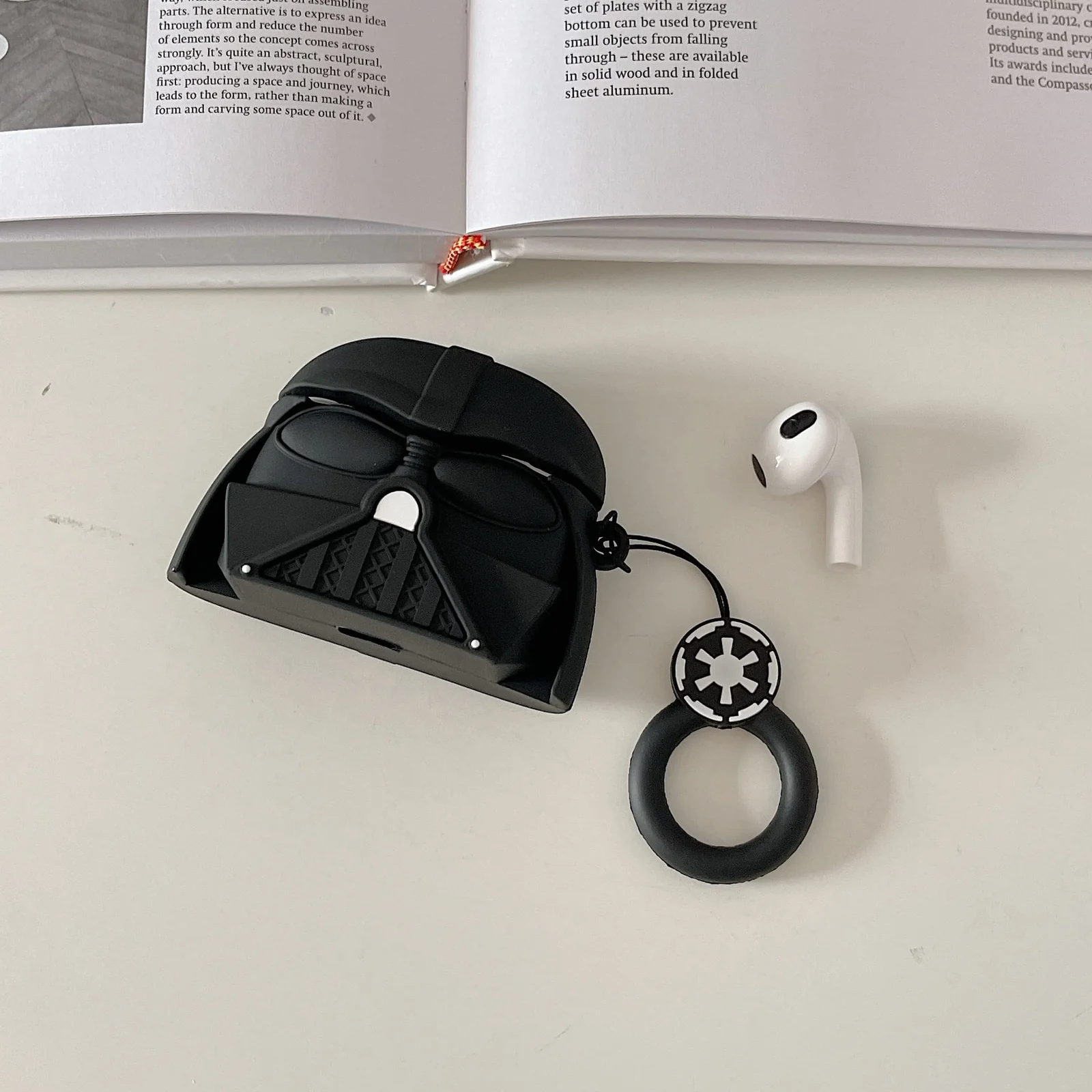 DL3 Mobilak For AirPods Pro Case Soft Silicone Shockproof Cover for Apple AirPods Pro, New 3D Cute Cartoon Creative Fun Case Skin with Keychain Design for AirPods Pro Charging Case 2019 - Black Man