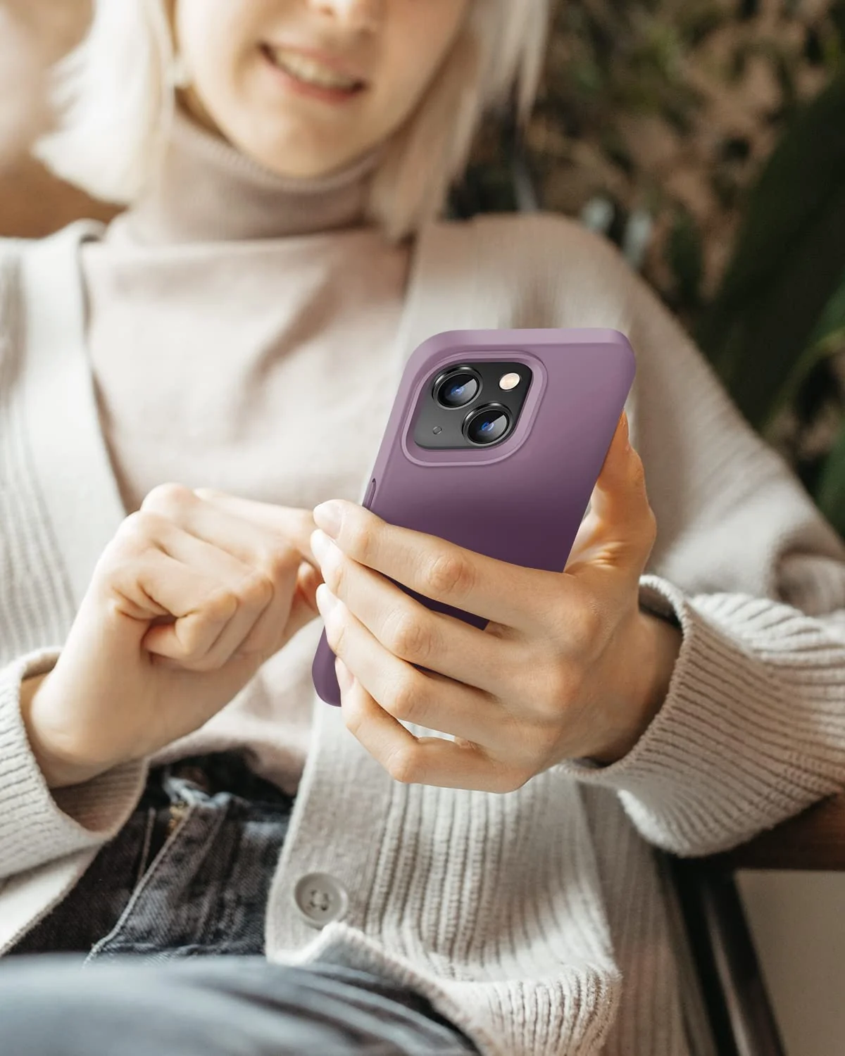 DL3 MOBILAK Compatible with iPhone 13 / iPhone 14 (6.1 Inch) Case, Liquid Silicone Case, Full Body Protective Cover, Shockproof, Slim Phone Case, Anti-Scratch Soft Microfiber Lining - Lilac Purple