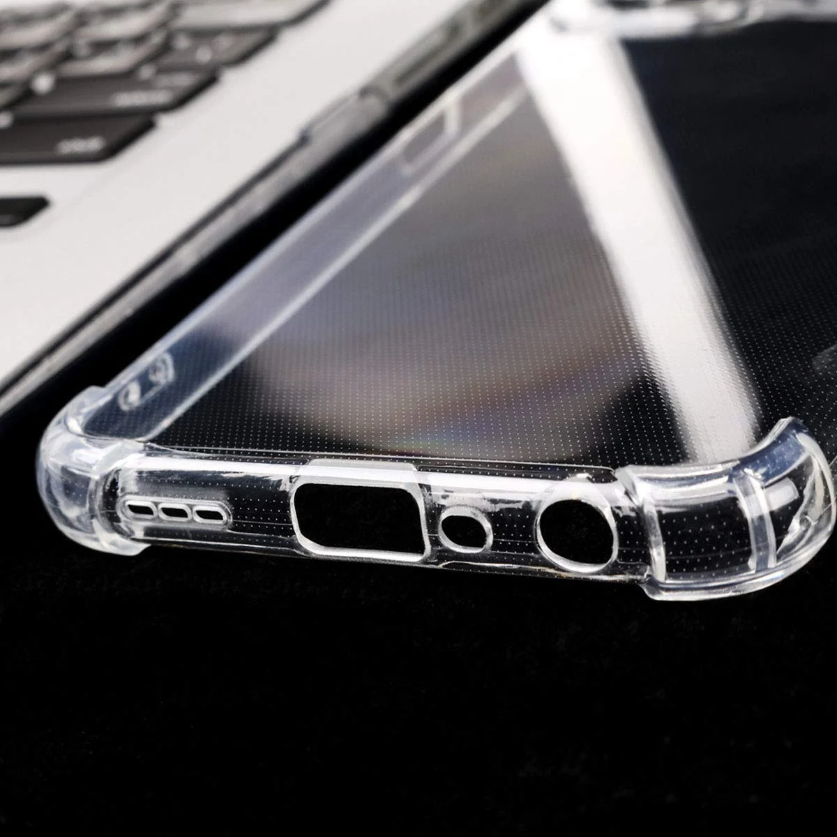 DL3 Mobilak Clear TPU Protective Case for vivo Y02 with Camera Protection and Shockproof Design - Clear