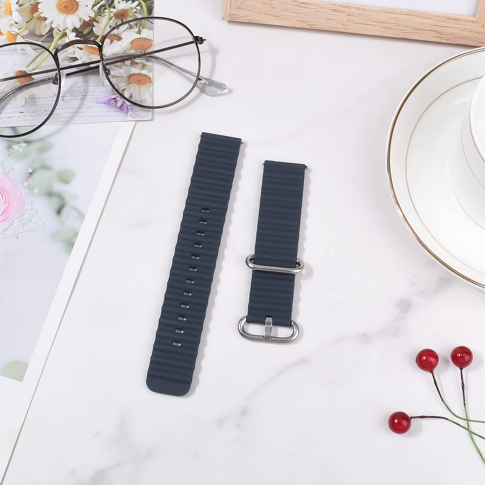 DL3 Mobilak Ocean Bands Silicone 20MM Strap For Samsung Galaxy Watch 7 6 5 4 40mm 44mm/5 Pro 45mm/S2 classic/active 2 40mm 44mm/Amazfi GTS 2/2e/GTS 3/3 Pro/GTS 4/GTS 2 Mini/3 Mini/4 Mini/Bip 3 Pro - Black