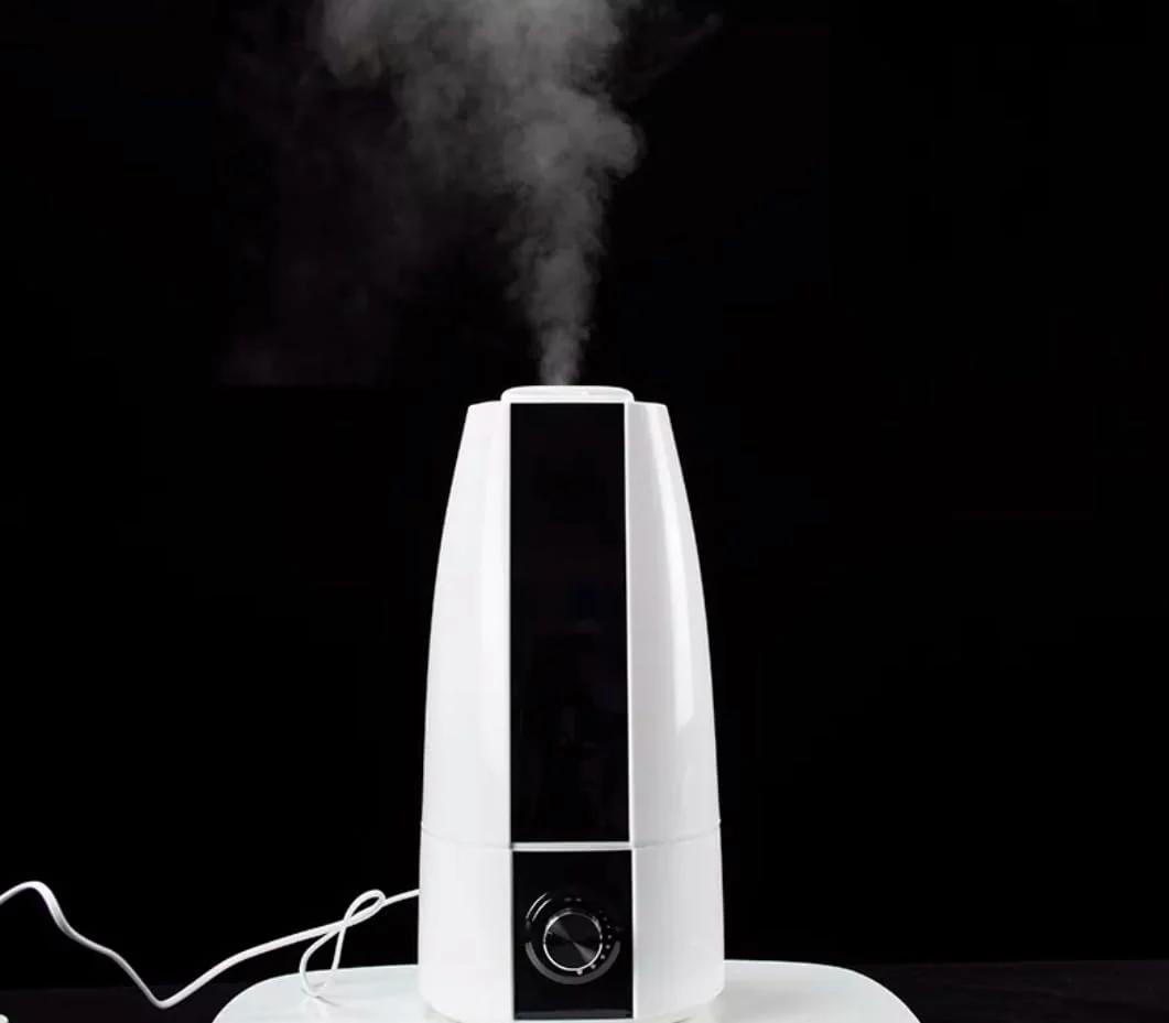Mobigon 6 Litres Humidifier for Room, Cool Mist Ultrasonic Humidifier/Essential Oil Diffuser, Super Quiet 360°Nozzle, Colorful Change, Auto Shut Off&UV Light&, Lasts Up to 24 Hours - White & Black