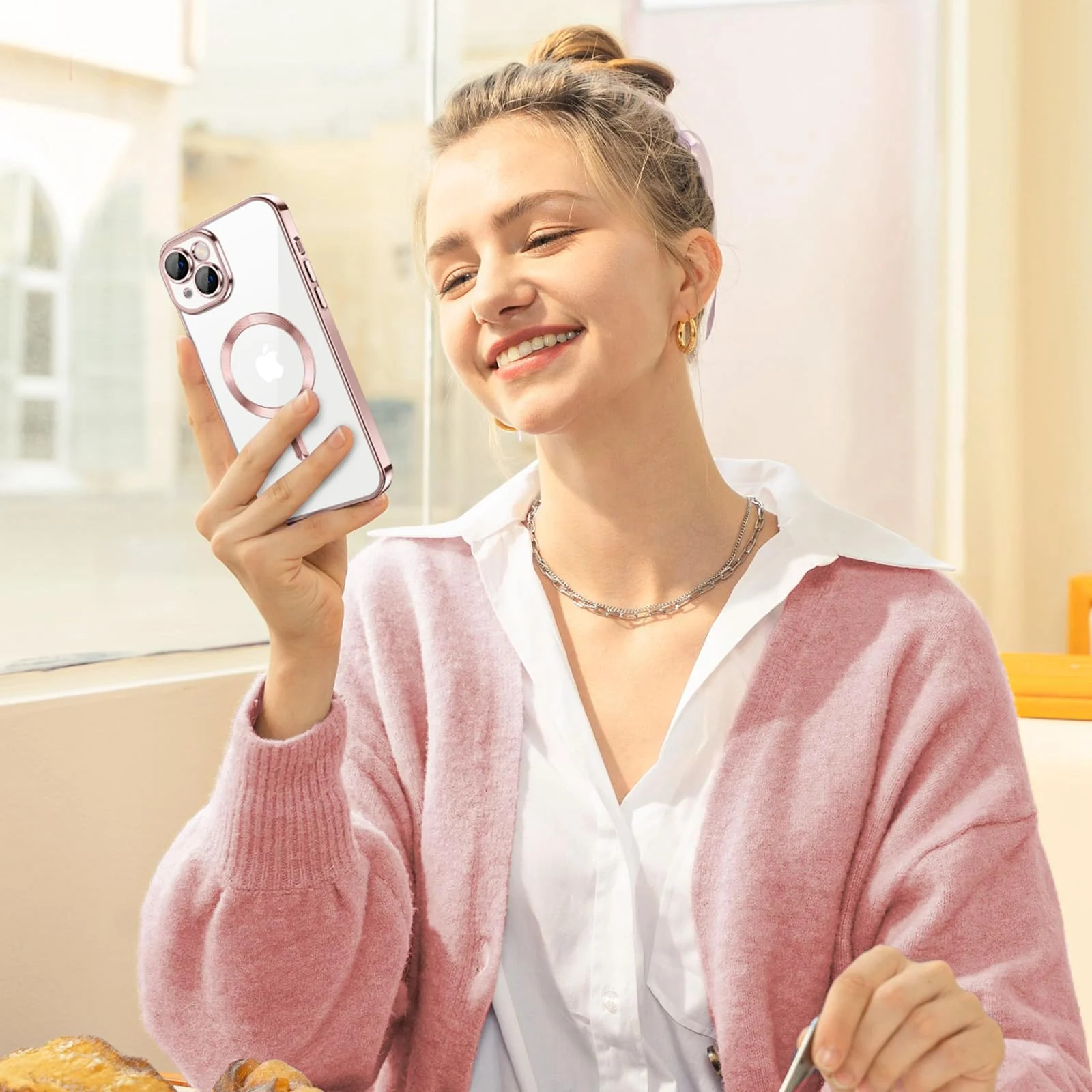 DL3 Mobilak Plated-Edge Protective Case for iPhone 15 6.1-Inch, Compatible with MagSafe accessories, Supports wireless charging, Camera protection - Rose Gold